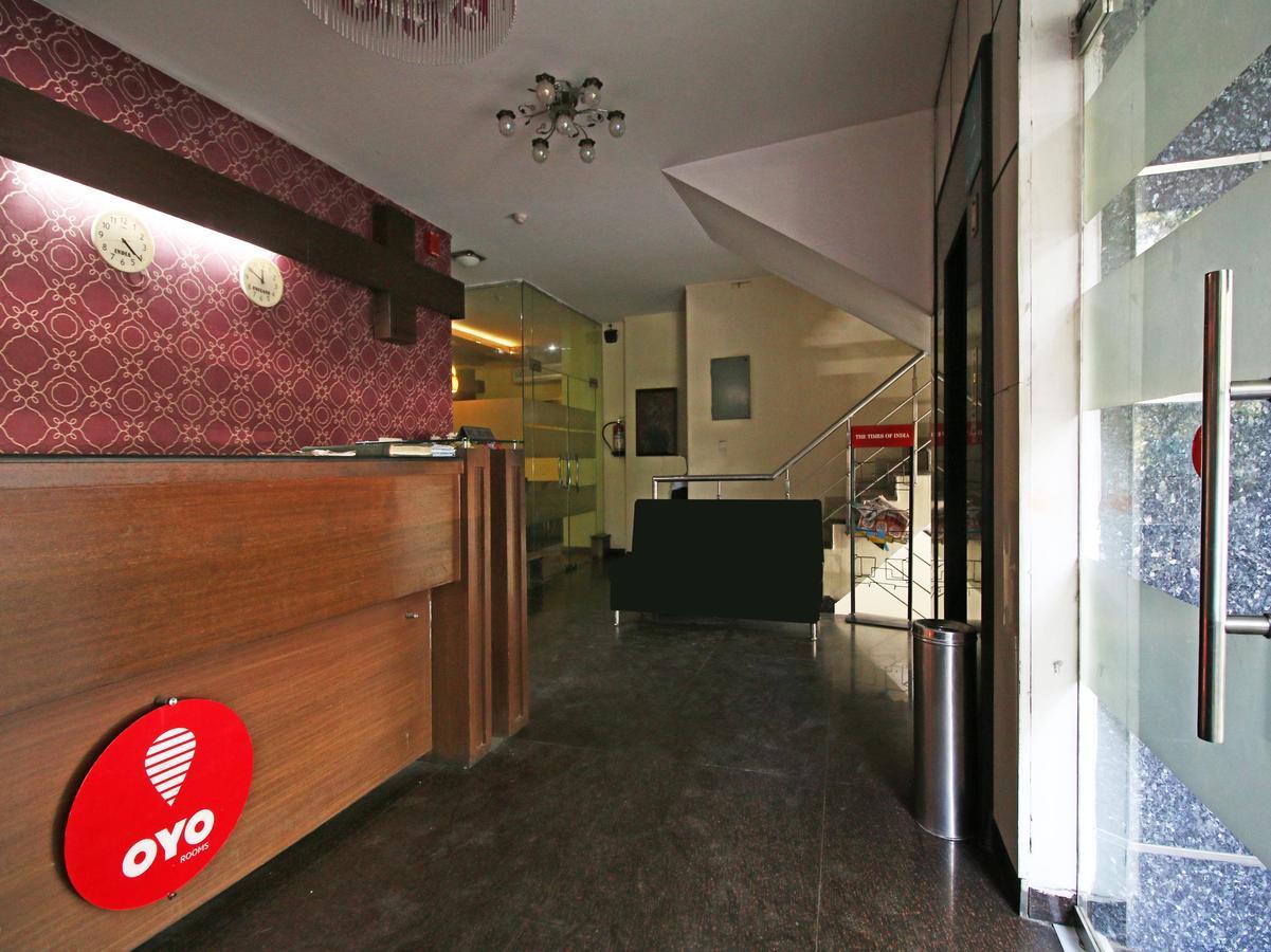 Hotel Oscar - Hauz Khas Yeni Delhi Dış mekan fotoğraf